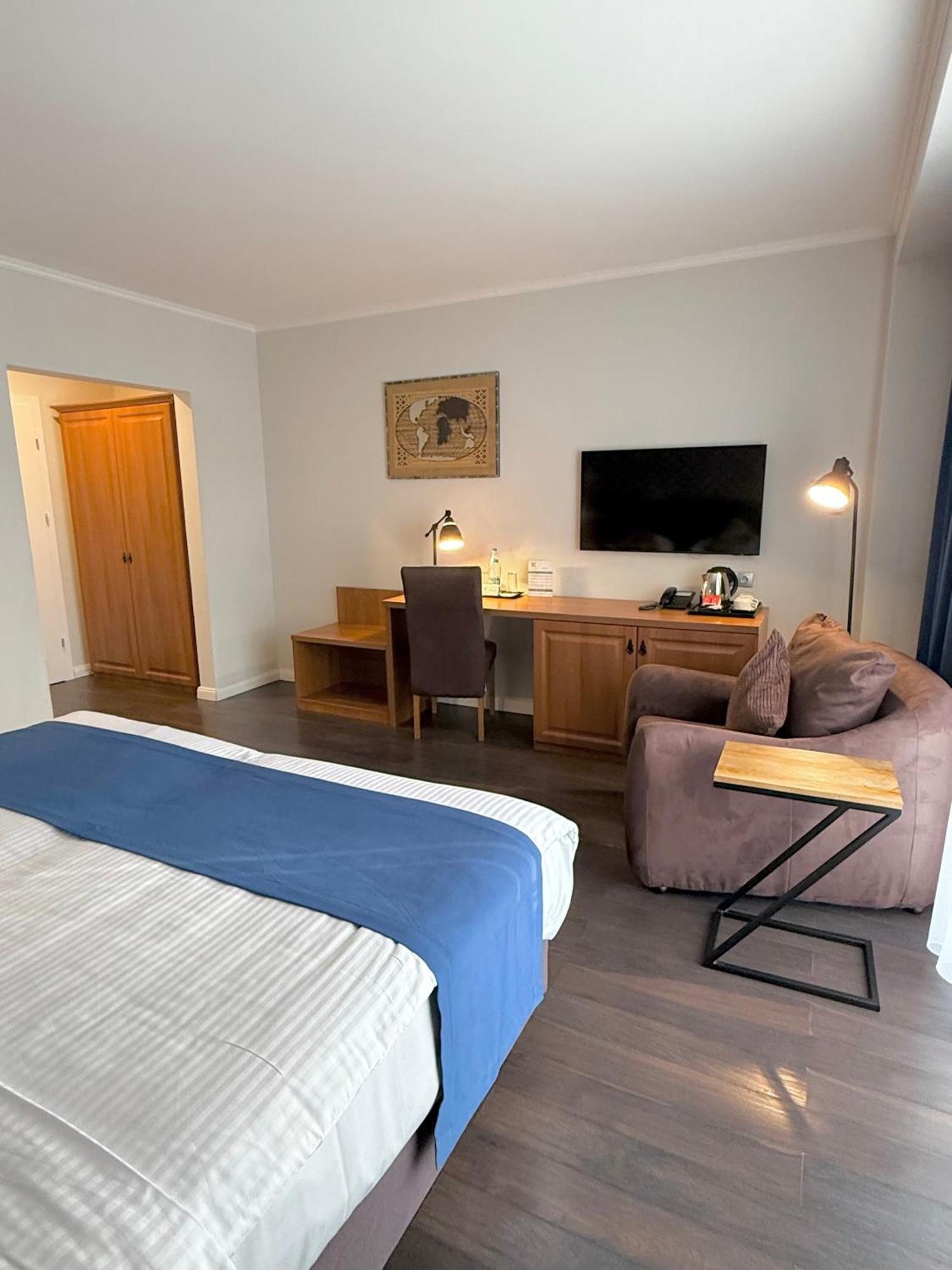 Krystal Boutique Mansion Hotel Hunedoara Exterior photo